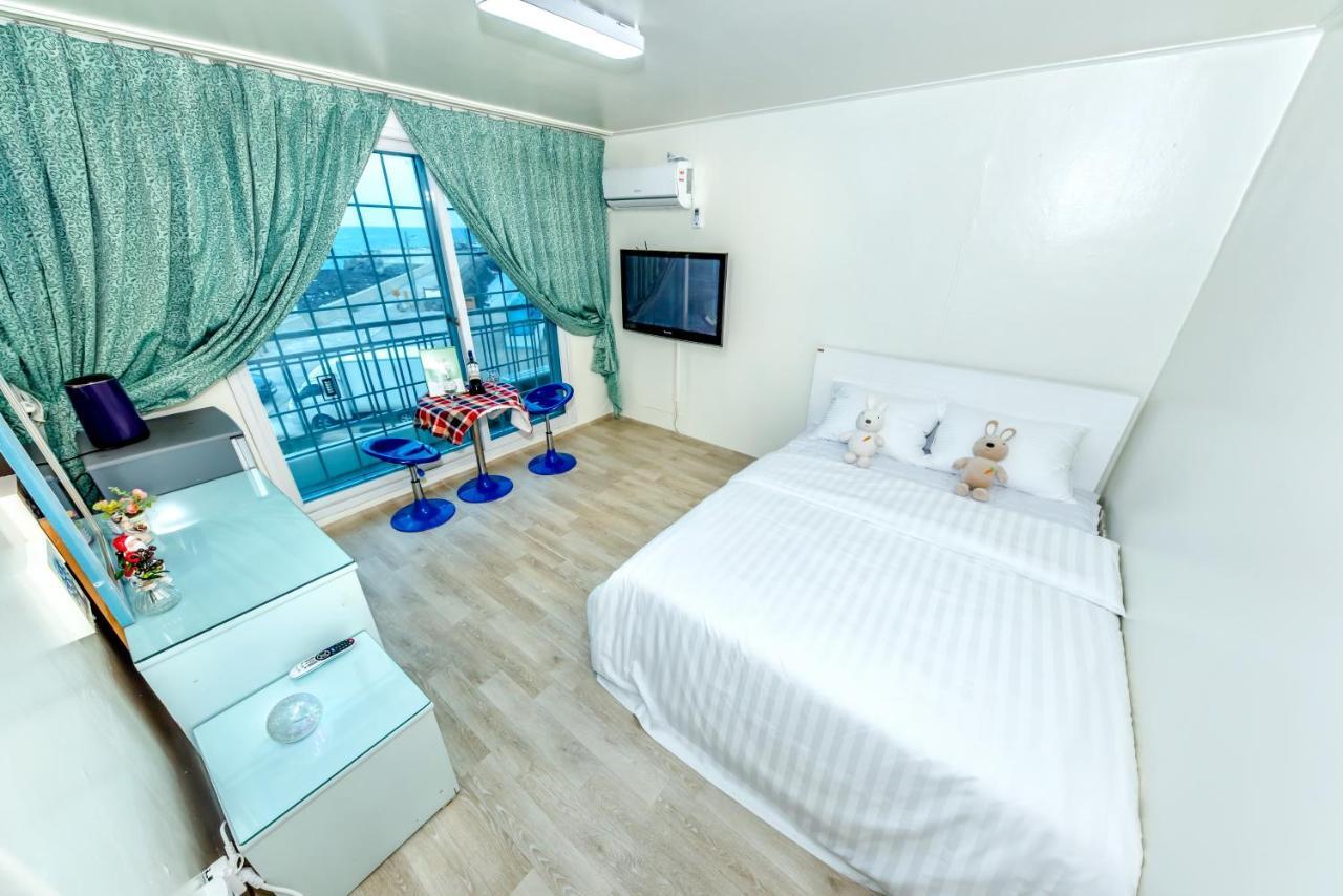 Aewol Sea Palace Pension Jeju Ngoại thất bức ảnh